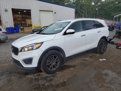 5XYPG4A39HG****** 2017 Kia Sorento