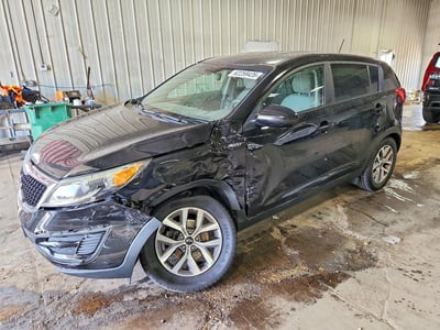 KNDPBCAC7F7****** 2015 Kia Sportage