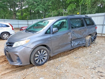 5TDJZ3DCXJS****** 2018 Toyota Sienna