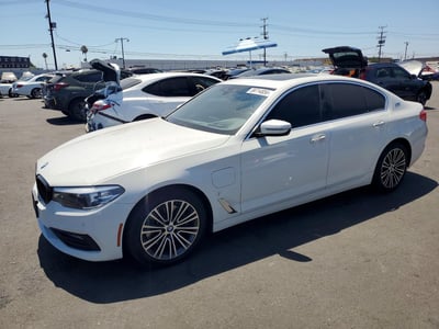 WBAJA9C5XJB****** 2018 BMW 530e