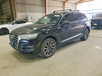 WA1LAAF75HD****** 2017 Audi Q7