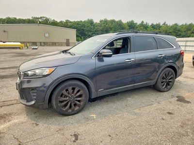5XYPGDA55KG****** 2019 Kia Sorento