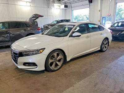1HGCV1F98JA****** 2018 Honda Accord