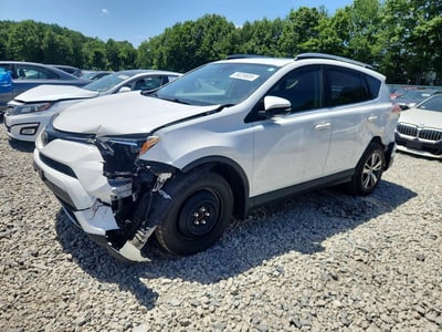 JTMRFREV9JJ****** 2018 Toyota RAV4