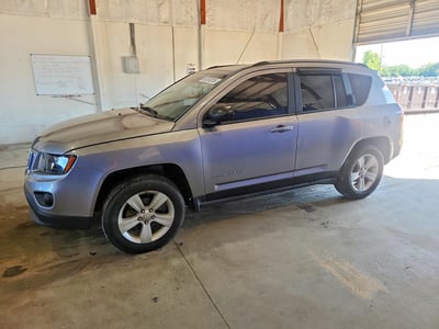 1C4NJDBB4GD****** 2016 Jeep Compass