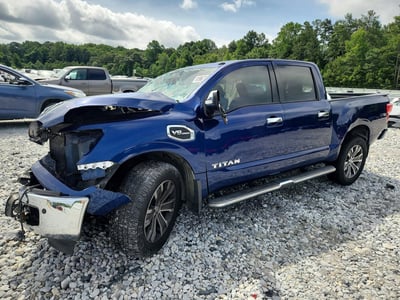1N6AA1E68HN****** 2017 Nissan Titan