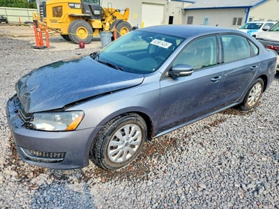 1VWAH7A30DC****** 2013 Volkswagen Passat