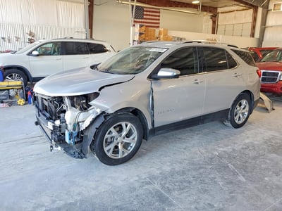 2GNAXMEV0J6****** 2018 Chevrolet Equinox