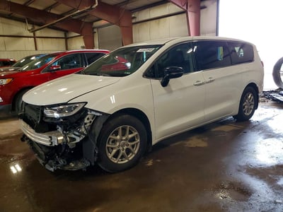 2C4RC1BG2RR****** 2024 Chrysler Pacifica