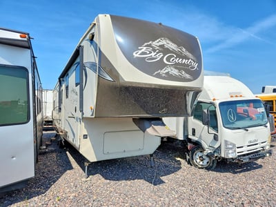 5SFBG3928DE****** 2013 Heartland RV Bighorn