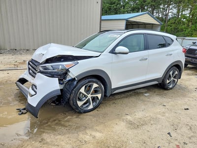KM8J3CA25JU****** 2018 Hyundai Tucson
