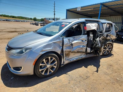 2C4RC1GG2JR****** 2018 Chrysler Pacifica