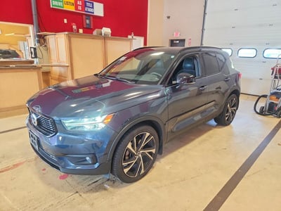 2022 Volvo XC40