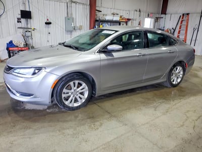 1C3CCCAB7FN****** 2015 Chrysler 200
