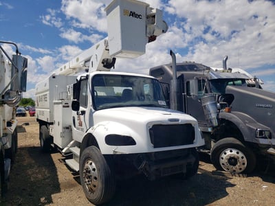 1FVACXDU9BD****** 2011 Freightliner M2 106 Medium Duty