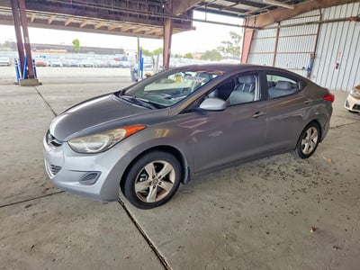 KMHDH4AE8DU****** 2013 Hyundai Elantra