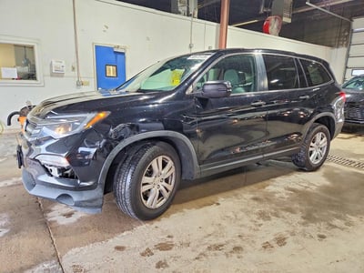 5FNYF6H11GB****** 2016 Honda Pilot