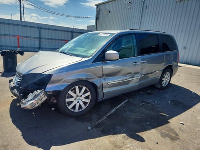 2C4RC1BG2GR****** 2016 Chrysler Town & Country