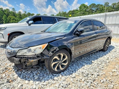 1HGCR2F72HA****** 2017 Honda Accord