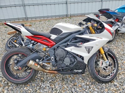 SMTA02YK7HJ****** 2017 Triumph Daytona
