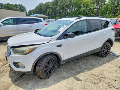 1FMCU9G99HU****** 2017 Ford Escape