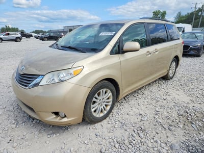 5TDYK3DC0DS****** 2013 Toyota Sienna