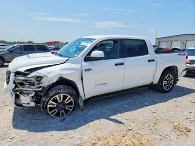 5TFDW5F13JX****** 2018 Toyota Tundra