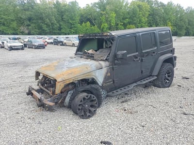 1C4BJWDG2HL****** 2017 Jeep Wrangler