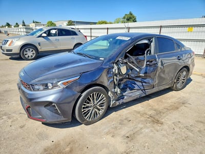 3KPF54AD8RE****** 2024 Kia Forte
