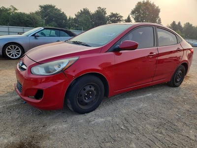 KMHCT4AE6DU****** 2013 Hyundai Accent