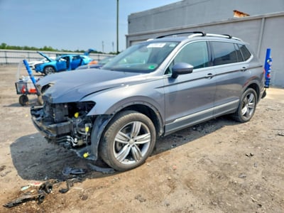3VV2B7AX5LM****** 2020 Volkswagen Tiguan