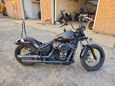 1HD1YJJ10JC****** 2018 Harley-Davidson Street Bob