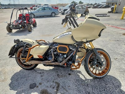 1HD1KTC18JB****** 2018 Harley-Davidson FLTRXS