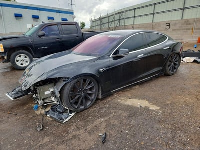 5YJSA1E20JF****** 2018 Tesla Model S