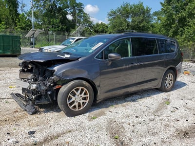 2C4RC1DG3LR****** 2020 Chrysler Voyager