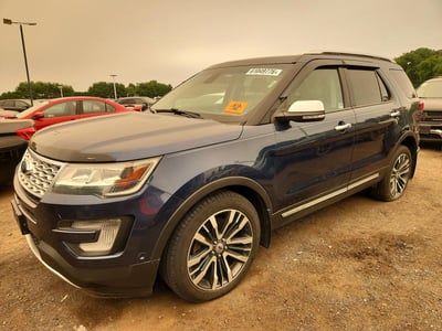 1FM5K8HT8GG****** 2016 Ford Explorer