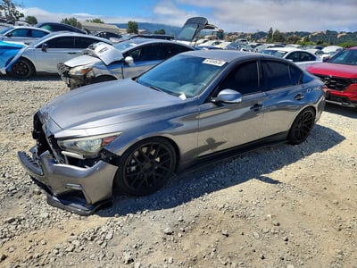 JN1EV7APXJM****** 2018 Infiniti Q50