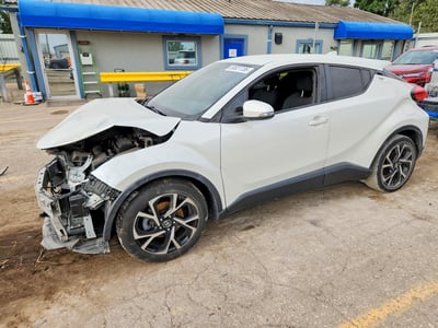JTNKHMBX9K1****** 2019 Toyota C-HR
