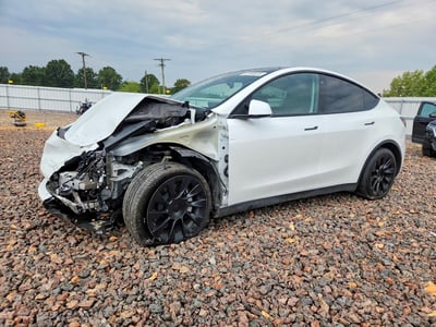 7SAYGDEE6NA****** 2022 Tesla Model Y