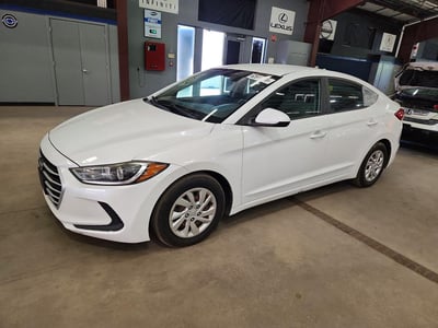 5NPD74LFXHH****** 2017 Hyundai Elantra