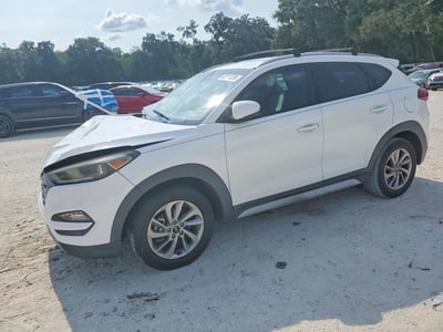 KM8J33A21HU****** 2017 Hyundai Tucson