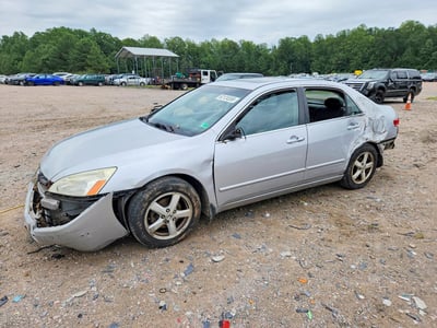 1HGCM56603A****** 2003 Honda Accord