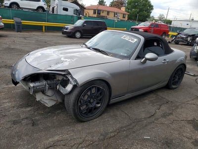 JM1NC2JF7D0****** 2013 Mazda MX-5