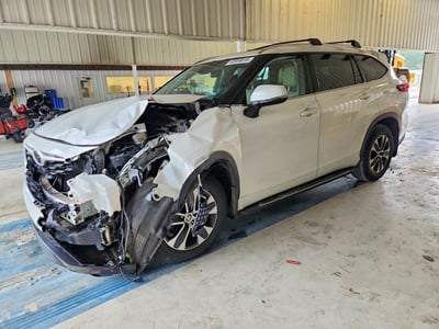 5TDGZRAH5LS****** 2020 Toyota Highlander