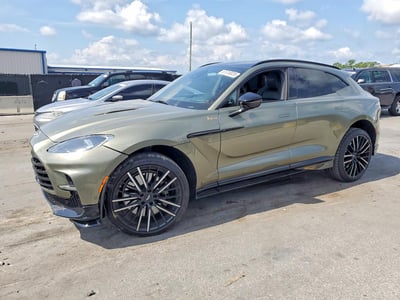 SD7VUJDW0ST****** 2025 Aston Martin DBX