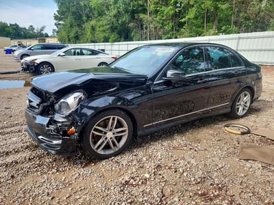 WDDGF8AB4EA****** 2014 Mercedes-Benz C-Class