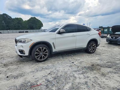5UXKU0C53G0****** 2016 BMW X6