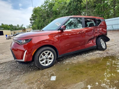 KNDJ23AU6P7****** 2023 Kia Soul