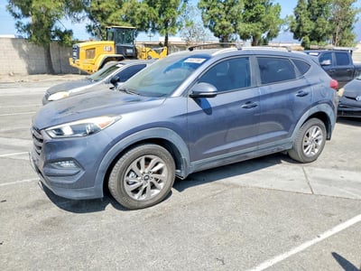 KM8J33A2XGU****** 2016 Hyundai Tucson