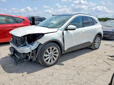 1FMCU9J97MU****** 2021 Ford Escape
